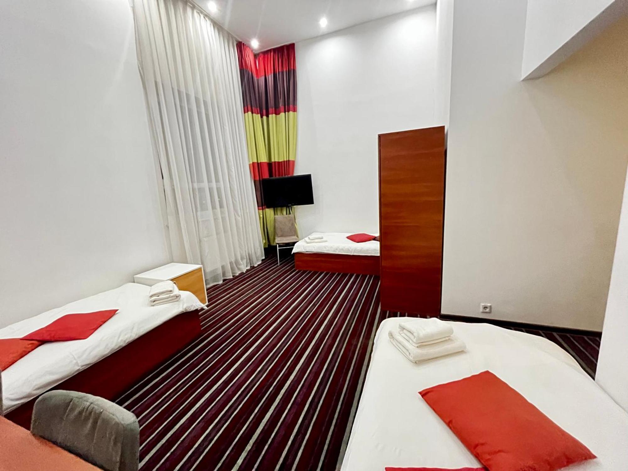 Hotel Kalyna خاركيف المظهر الخارجي الصورة